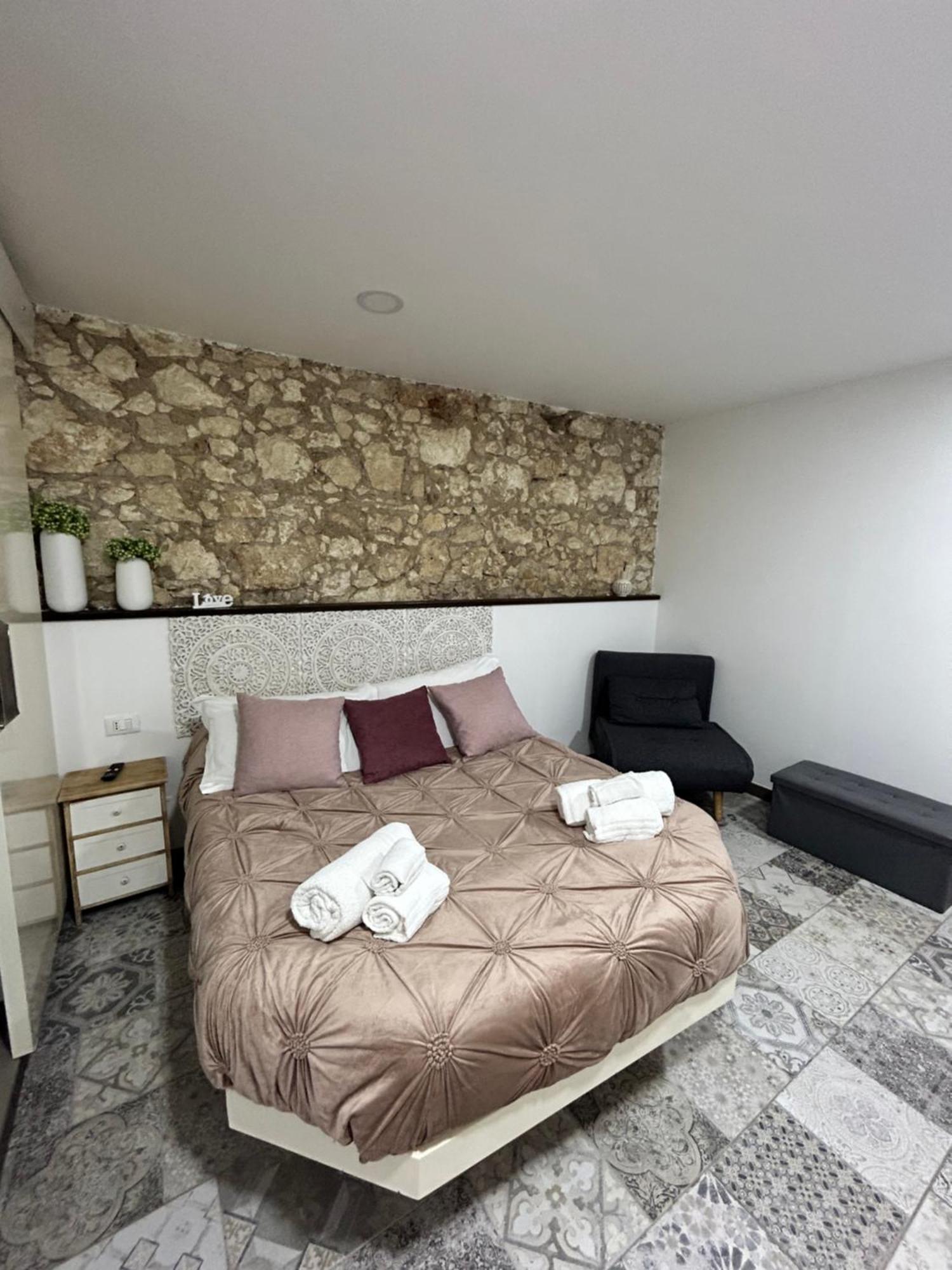 Brimiky House Apartment Syracuse ภายนอก รูปภาพ